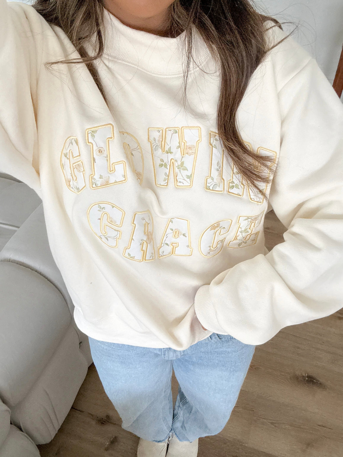GG Cream Mockneck – Glowing Grace