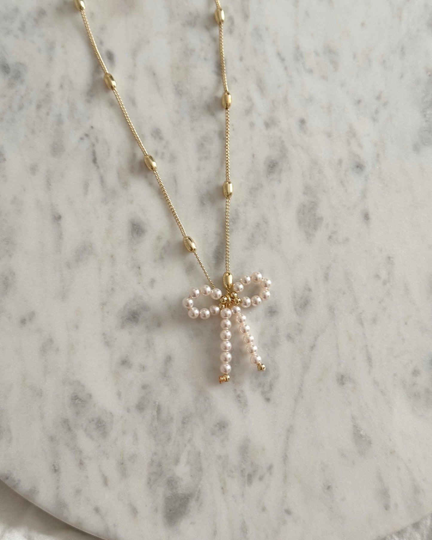 Pearly Bow Necklace