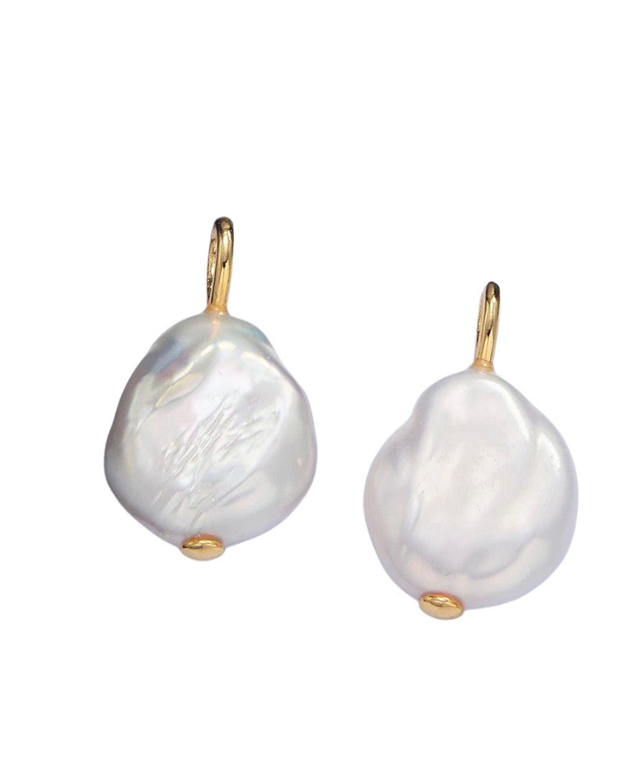 Oval Pearl Charm